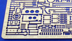 Aber 25002 German tool holders - late used from 1943 1/25 scale model 1/25 – Bild 3
