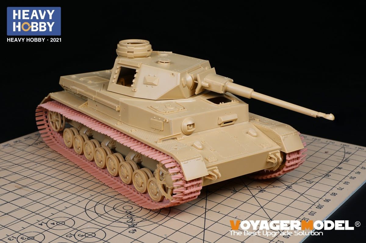 Heavy Hobby PT35013 WWII German Pz.III/IV Winterketten Tracks Pattern C 1/35 – Bild 3