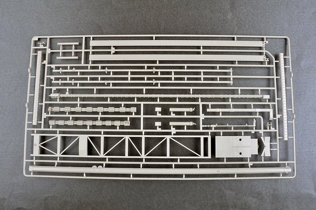 Trumpeter 01082 15U175 TEL of RS-12M1 Topol-M ICBM complex 1/35 – immagine 24