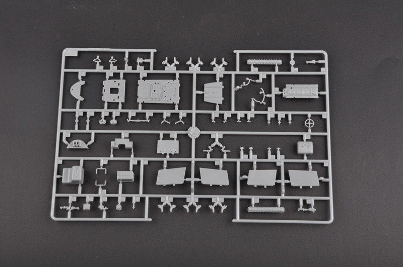 Trumpeter 02293 Messerschmitt Bf 109F-4/Trop 1/32 – image 10
