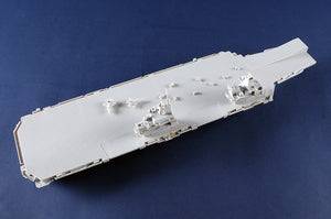 Trumpeter 06751 Queen Elizabeth Aircraft Carrier 1/700