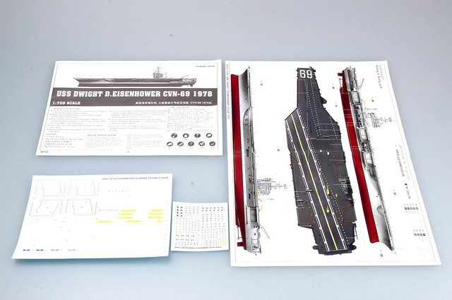 Trumpeter 05753 USS Dwight D.Eisenhower CVN-69 1978 1/700 – immagine 3