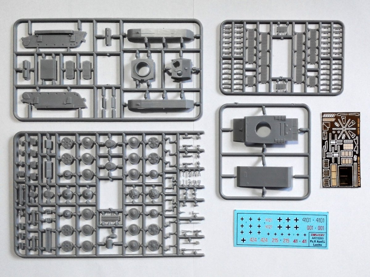 Armory Models 72203 Pz.Kpfw.II Ausf.L Luchs, German WWII Light Recon Tank 1/72 – Bild 2