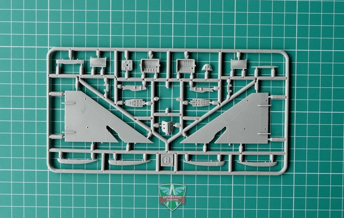 Modelsvit 72003 Analog A-144-1 (MiG21 prototype #1) 1/72 – immagine 6