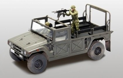 Fine Molds FM41 JGSDF HMV avec FN Minimi et 2 figurines 1/35 – image 2