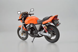 Aoshima 06576 Honda NC31 CB400 Super Four Version R 95 1/12 – image 3