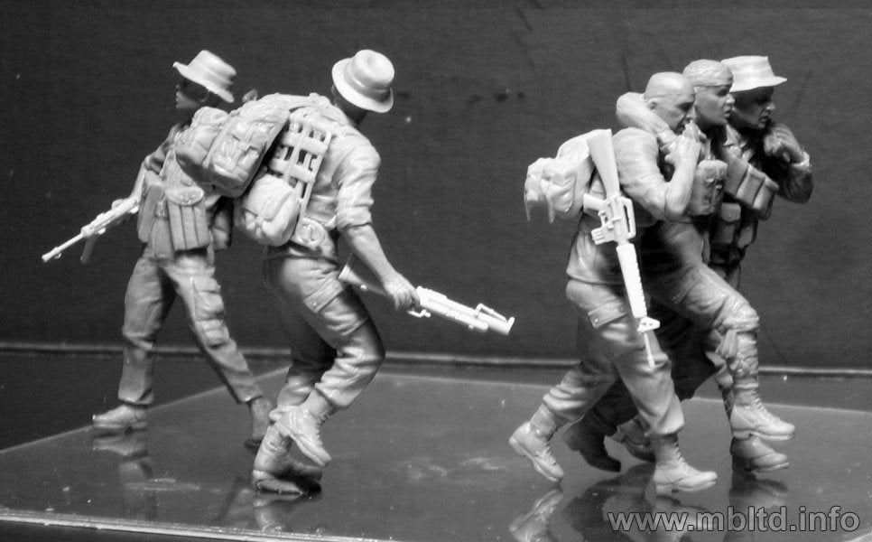 Master Box 35107 HEAD FOR THE HUEY VIETNAM (1/35) – image 6