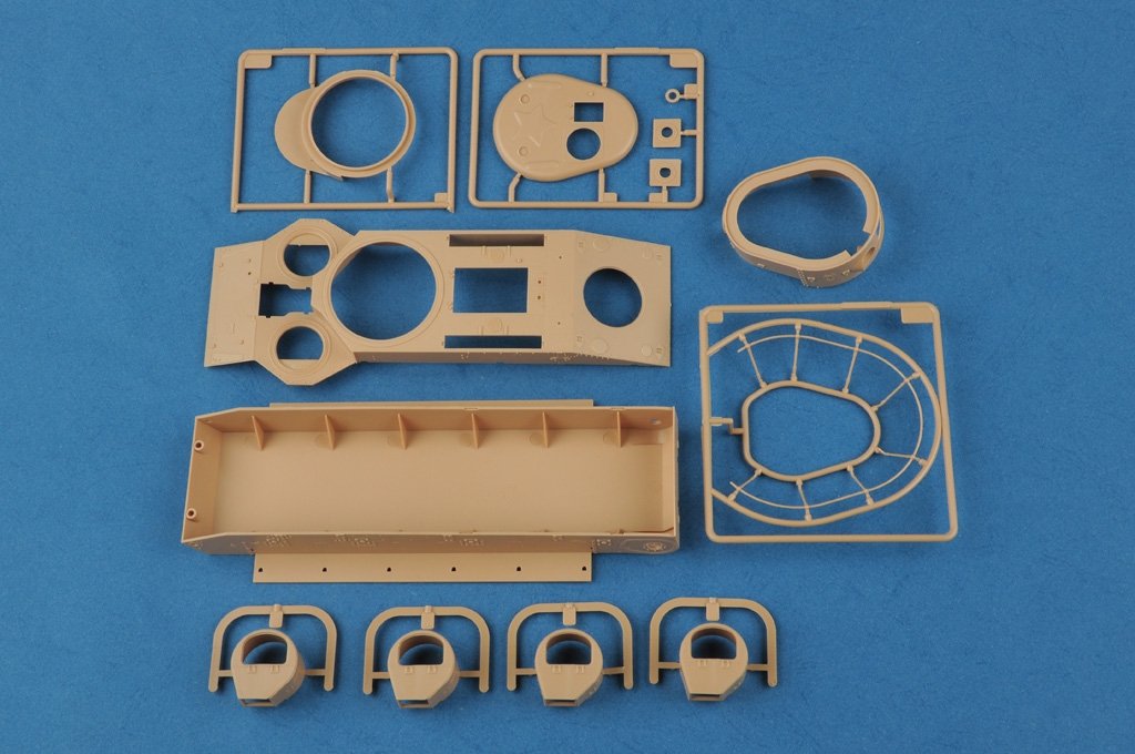 Hobby Boss 83853 Soviet T-28 Medium Tank (Riveted) – zdjęcie 6