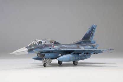 Fine Molds FP49 JASDF F-2B Fighter 1/72 – imagen 4