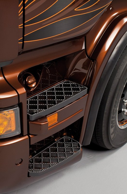 Italeri 3897 SCANIA R730 BLACK AMBER 1/24 – image 16