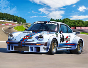 Revell 07685 Porsche 934 RSR Martini 1/24 – image 3