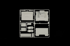Italeri 3945 VOLVO F16 Globetrotter Canvas Truck with elevator 1/24 – Bild 11