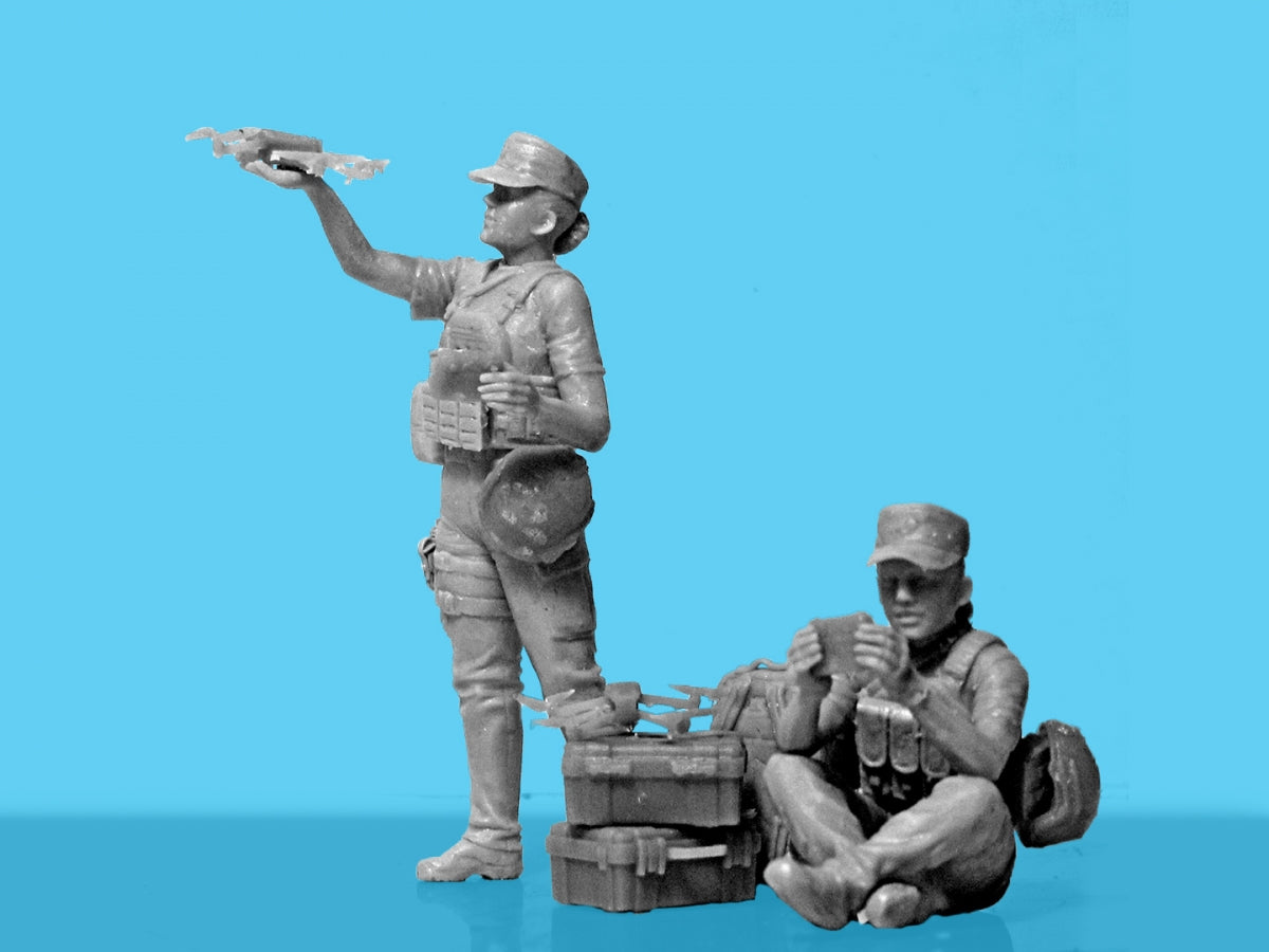 ICM 35755 “War has no gender” Servicewomen of the Armed Forces of Ukraine 1/35 – immagine 4