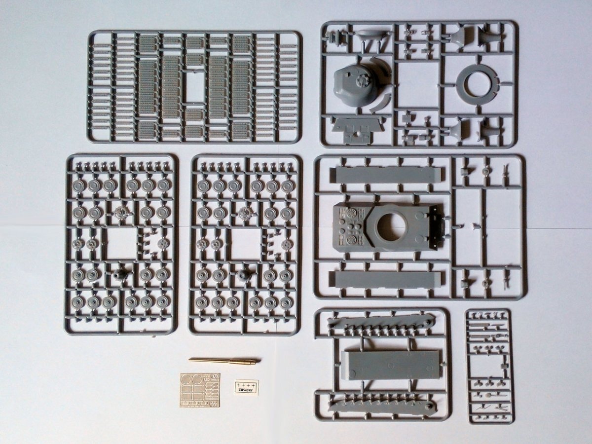 Armory Models 72201 Pz.VII Löwe – German WWII prototype heavy tank 1/72 – immagine 2
