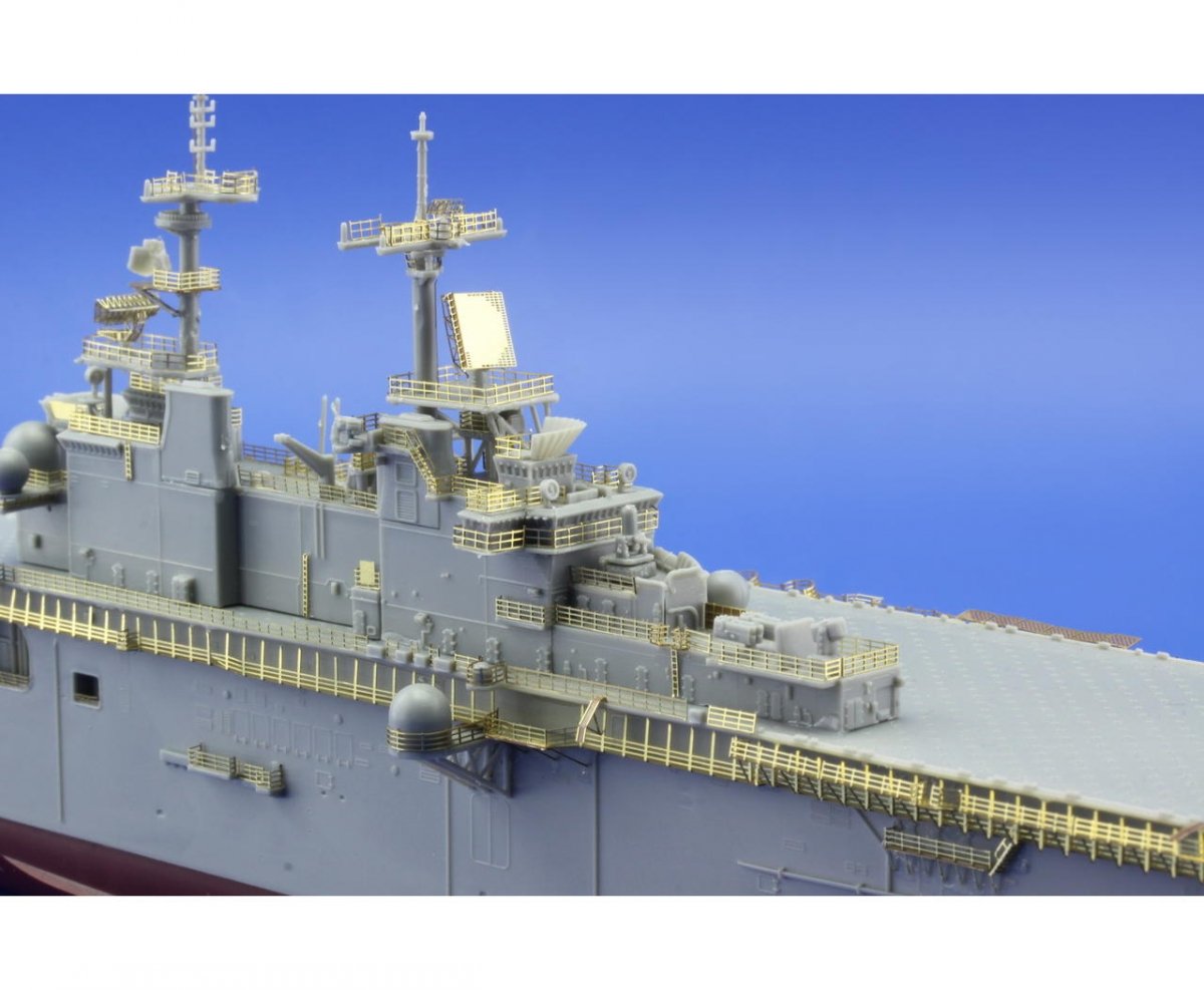 Eduard 17033 USS Wasp LHD-1 HOBBY BOSS 1/700 – zdjęcie 5