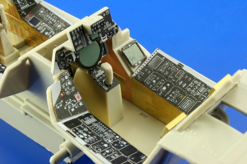 Eduard 32529 F-14A interior 1/32 Tamiya – immagine 7