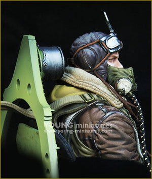 Young Miniatures YM1868 RAF Spitfire Mk.l Pilot WWll 1/10 – Bild 6