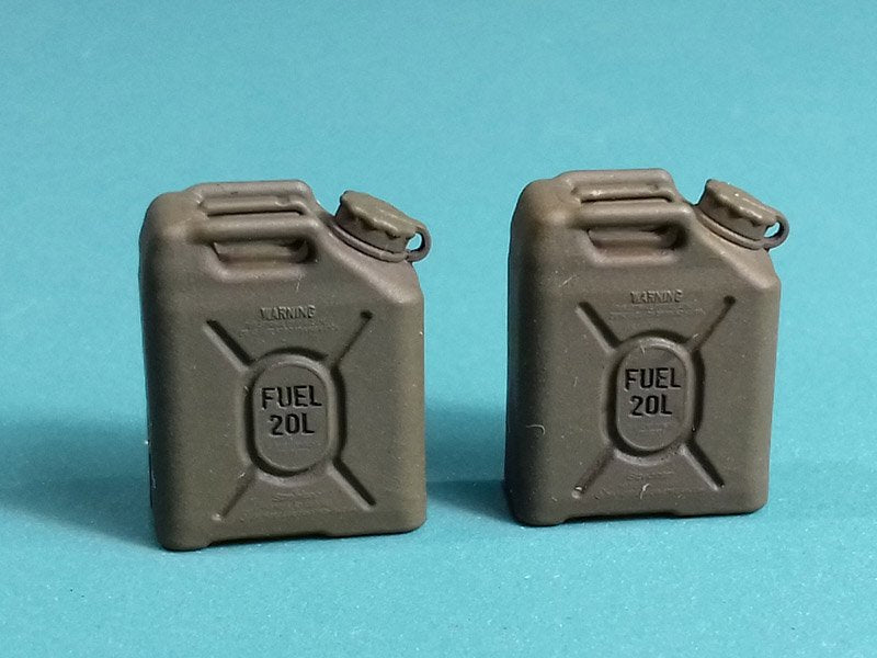 EUREKA XXL E-045 US Military Fuel Canisters 1/35 – image 2