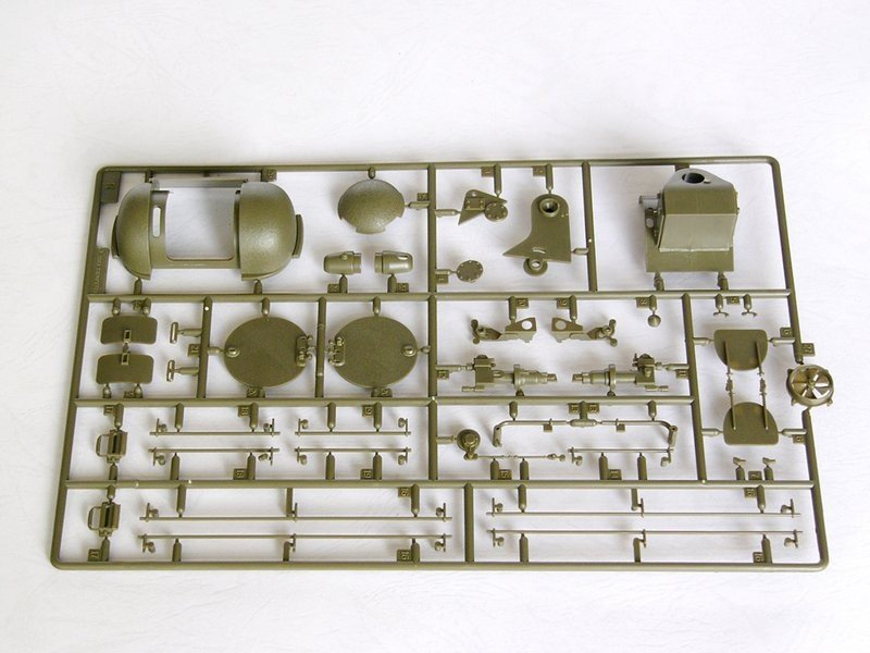 Trumpeter 00905 T-34/76 Model 1942 1/16 – image 36