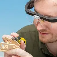 Lightcraft LC1790USB Pro LED Magnifier Glasses with 4 Lenses / Szkła powiększające z 4 soczewkami, LED, 1.5x, 2.5x, 3.5x, 5x – imagen 4