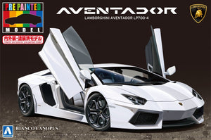 Aoshima 01139 LAMBORGHINI AVENTADOR LP700-4 BLANC NACRÉ 1/24