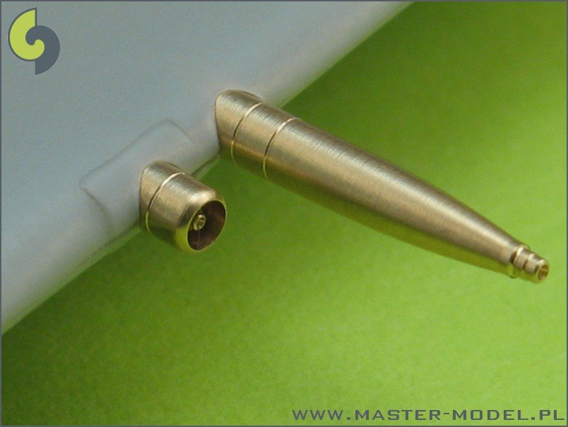 Master AM-72-006 Supermarine Spitfire E wing late - Hispano 20mm &amp;amp; .50cal in fairings (two versions) – immagine 3