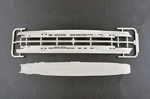 Trumpeter 06710 German Navy Aircraft Carrier DKM Peter Strasser 1/700 – imagen 5