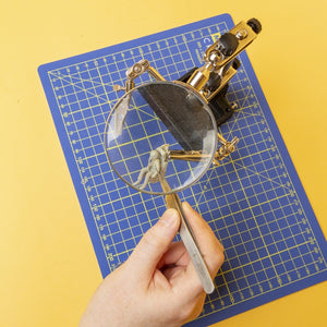 Modelcraft PCL2300 Heavy Duty Helping Hands Magnifier – immagine 3