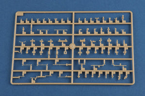 Hobby Boss 83894 French R35 with FCM turret tank 1/35 – image 9