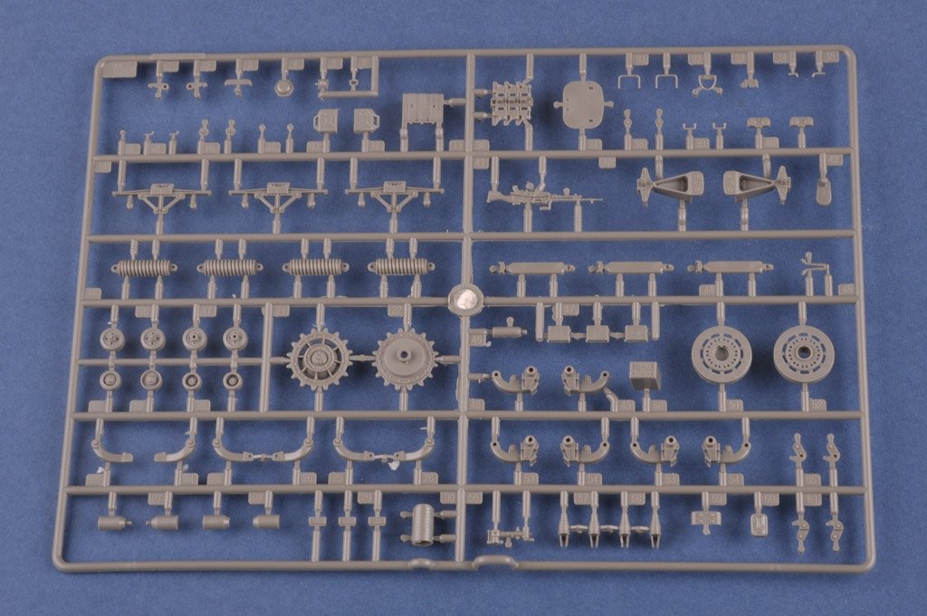 Hobby Boss 84547 IDF PUMA CEV 1/35 – imagen 8