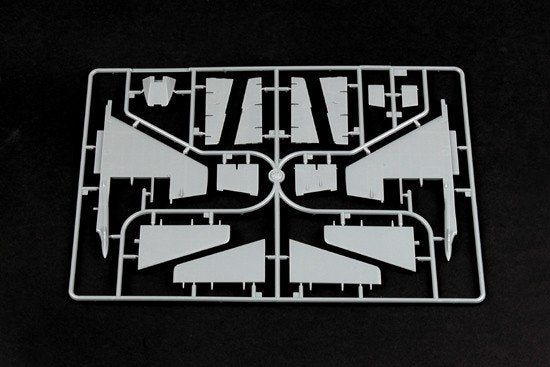 Trumpeter 02276 Sukhoi Su-25 Frogfoot A 1/32 – Bild 7