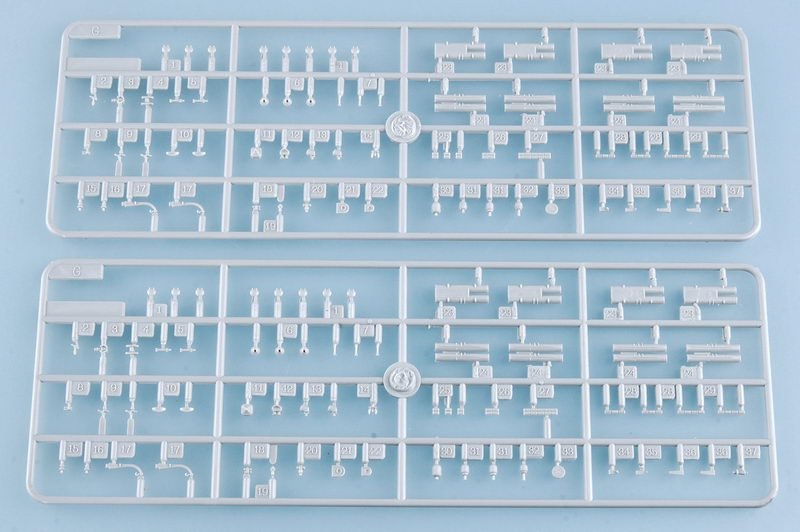 Trumpeter 05723 Ukraine Navy Slava Class Cruiser Vilna Ukraina 1/700 – Bild 8