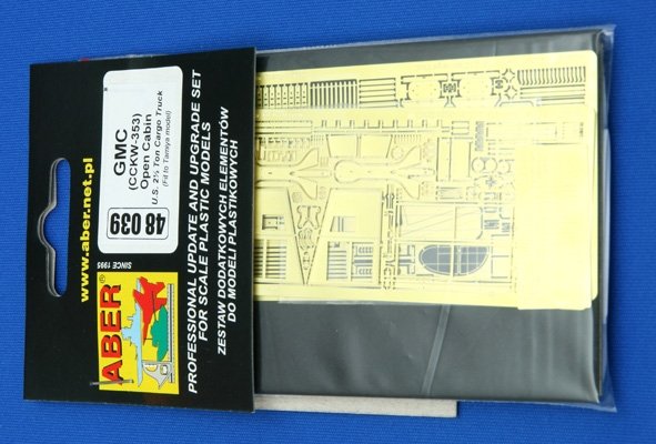 Aber 48039 GMC Camion américain 2 tonnes (CCKW-353) 1/48 – image 3