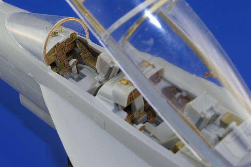 Eduard 49334 F/ A-18F interior 1/48 Hasegawa – Bild 7