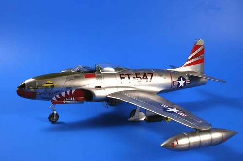 Specjal Hobby 32048 F-80C Étoile filante sur la Corée (1/32)  – image 10