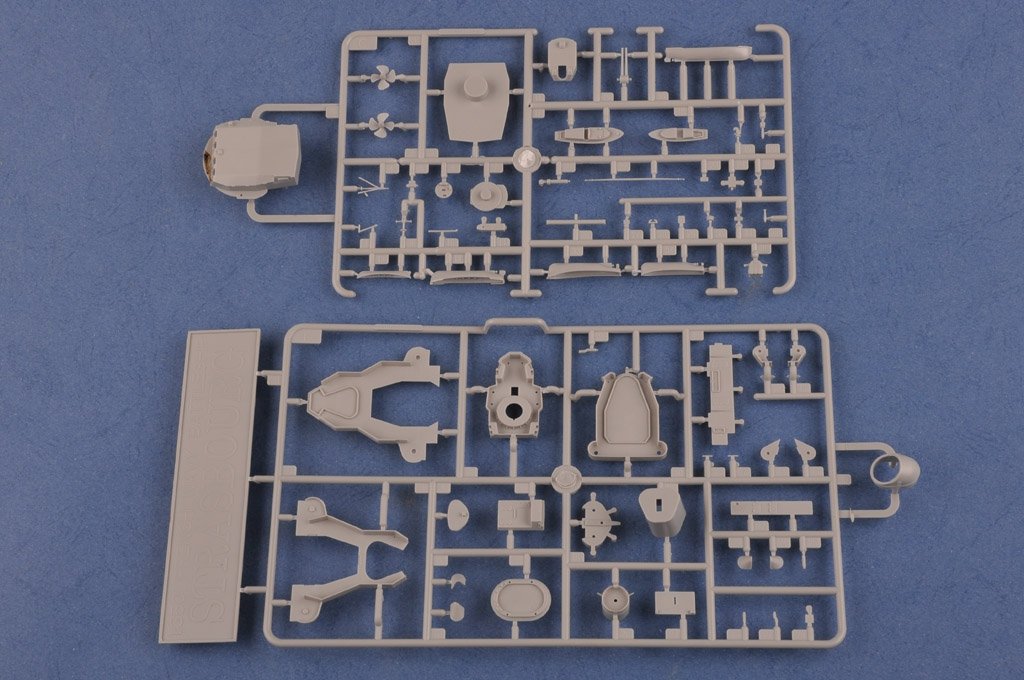 Hobby Boss 86507 French Navy Strasbourg Battleship 1/350 – imagen 6