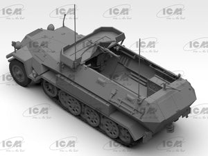 ICM 35105 Beobachtungspanzerwagen Sd.Kfz.251/18 Ausf.A WWII German Observation Vehicle with crew 1/35 – imagen 6
