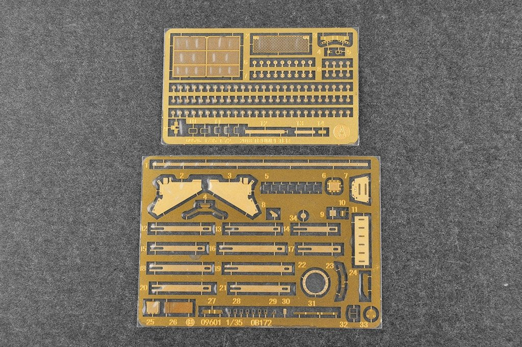 Trumpeter 09601 Soviet Obj.172 T-72 Ural 1/35 – image 16