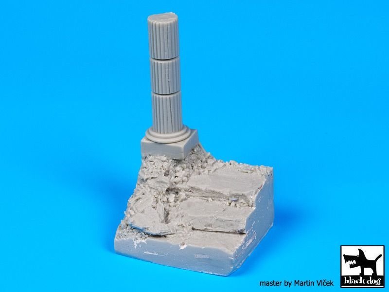 Black Dog D35039 Stairs with column base 1/35 – immagine 6