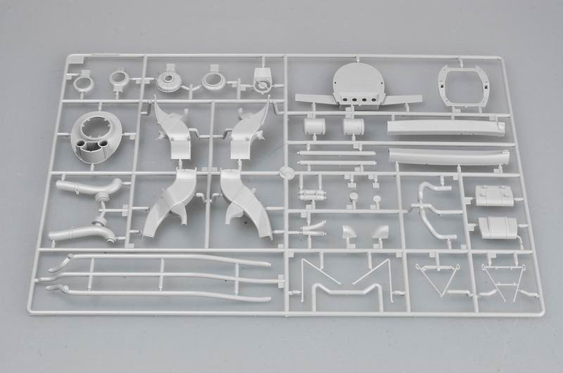Trumpeter 02265 P-47N Thunderbolt 1/32 – imagen 2