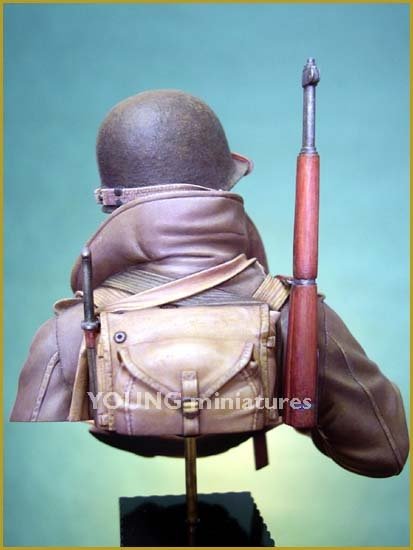 Young Miniatures YM1812 US SOLDIER ARDENNES 1944 1/10 – zdjęcie 8
