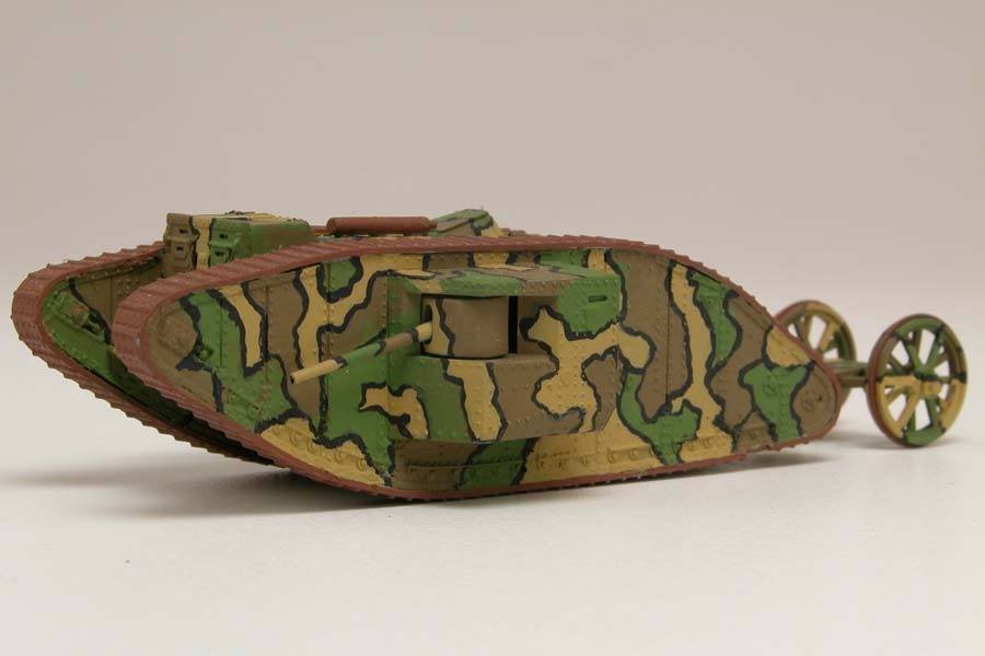 Airfix A01315V Vintage Classics - WWI Male Tank Mk.I 1/76 – image 2