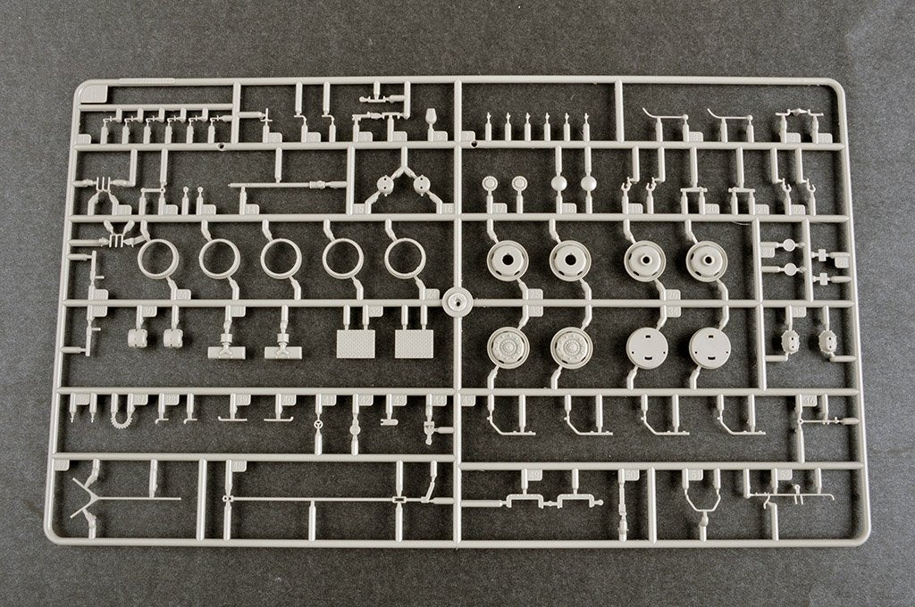 Trumpeter 09595 L4500A avec Flak 41 de 5 cm I 1/35 – image 7