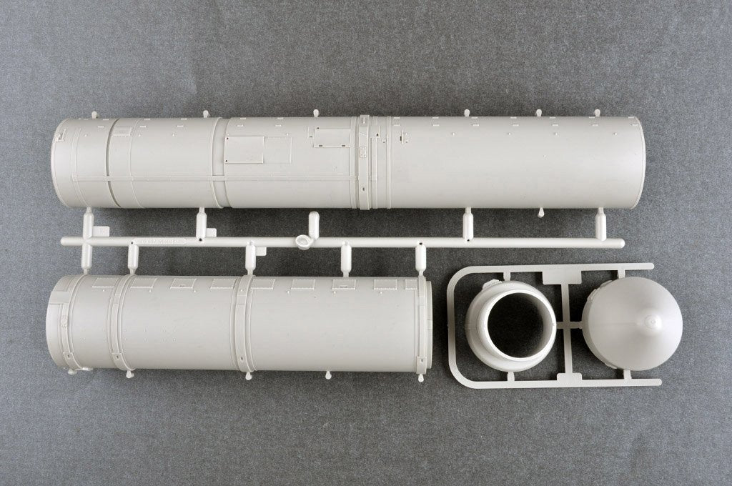 Trumpeter 01082 15U175 TEL of RS-12M1 Topol-M ICBM complex 1/35 – immagine 6