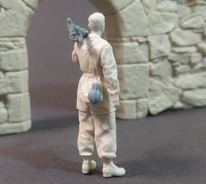Panzer Art FI35-247 German fallschirmjager MG34 gunner 1/35 – image 2