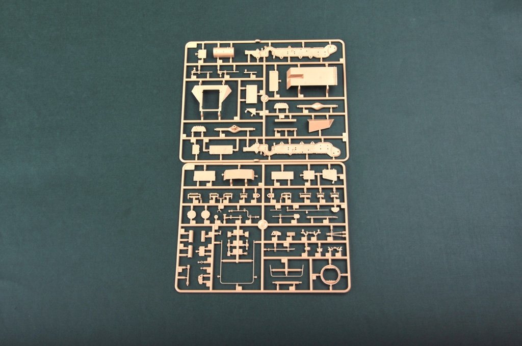 Hobby Boss 82491 Sd.Kfz.254 Tracked Armored Scout Car (1/35) – image 5