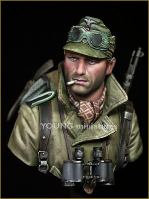 Young Miniatures YM1836 GERMAN GEBIRGSJAGER 1942 1/10 – image 5