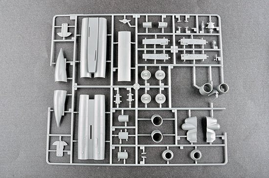Trumpeter 01695 Bombardier tactique soviétique Tu-22 « Blinder » 1/72 – image 6