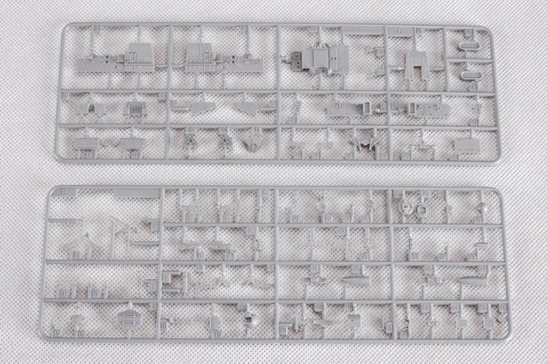 Trumpeter 05721 Russian Slava Class Cruiser Varyag 1/700 – immagine 5