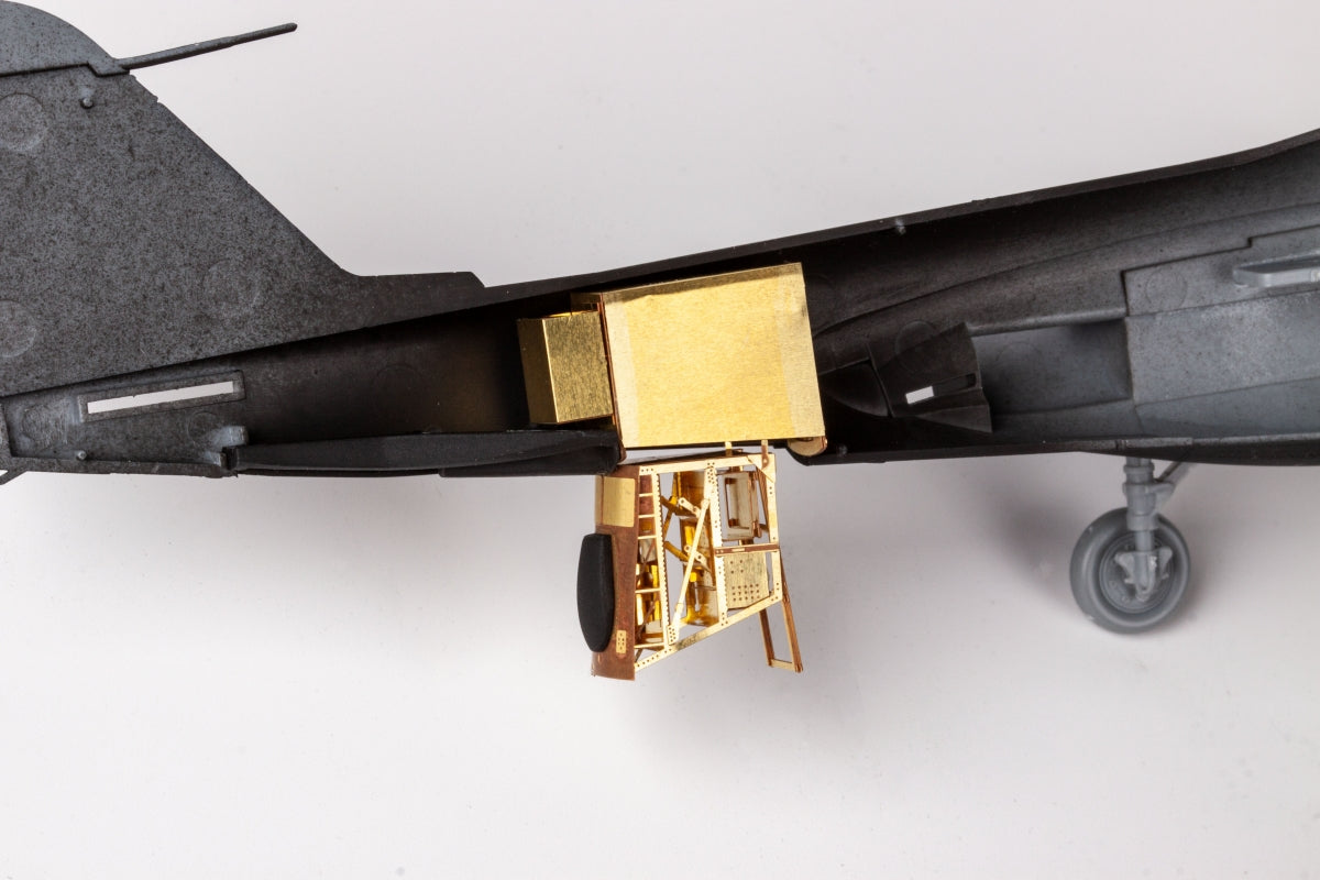 Eduard 72738 A-6E electronic equipment TRUMPETER 1/72 – imagen 3